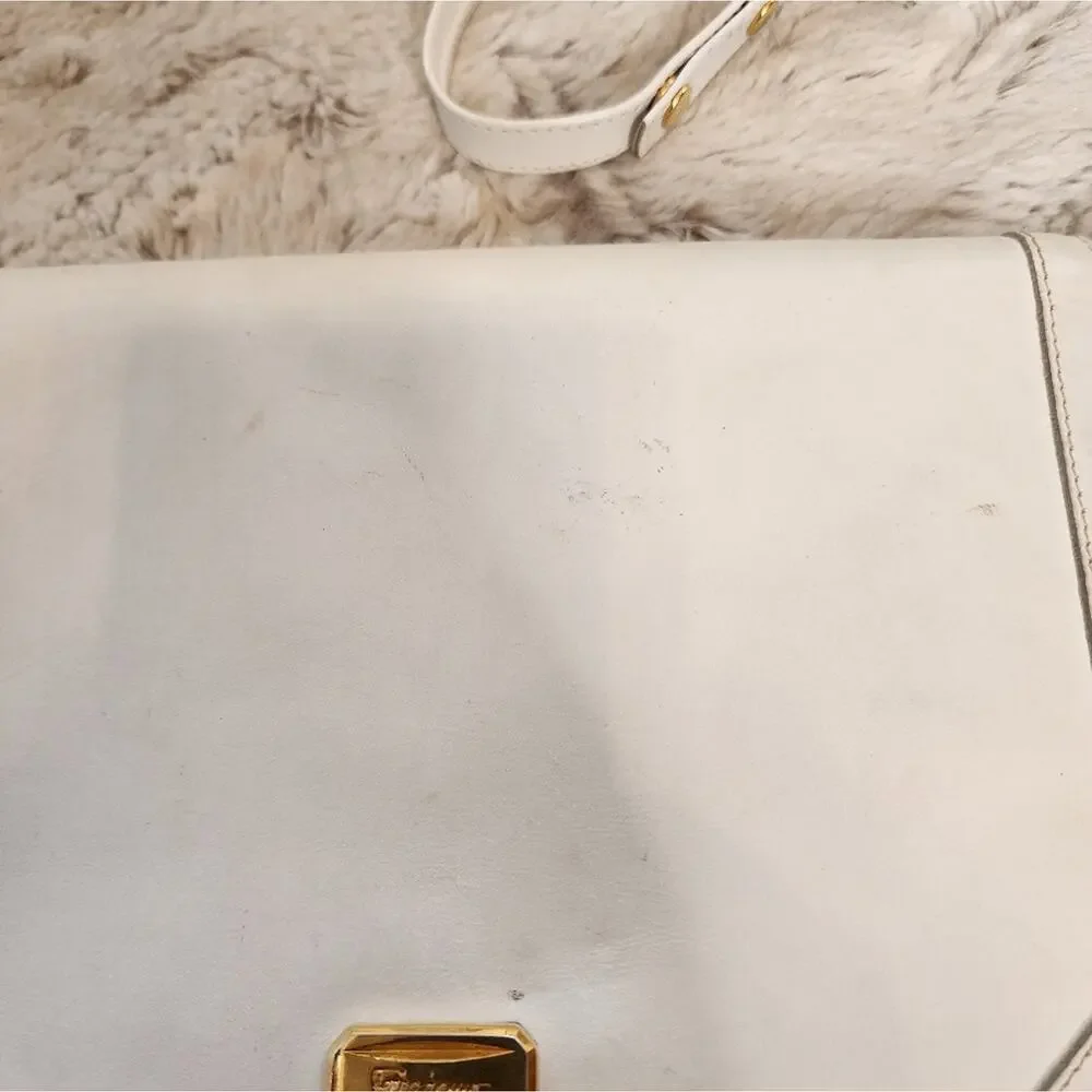 SALVATORE FERRAGAMO WHITE SATCHEL BAG